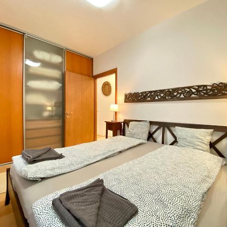 Downtown Vibe-Kiraly II Apts W Private Balcony Budapest Exterior photo